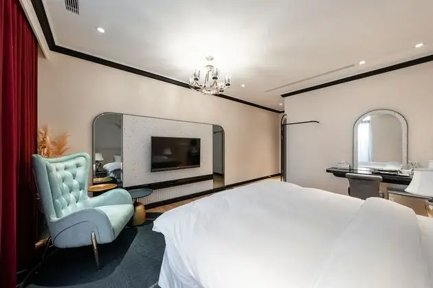 Luxury Tek Büyük Yataklı Oda