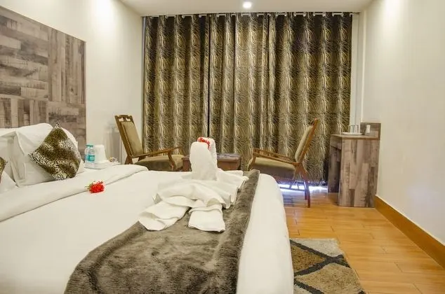 Deluxe Tek Büyük Yataklı Oda, 1 Yatak Odası, Dağ Manzaralı