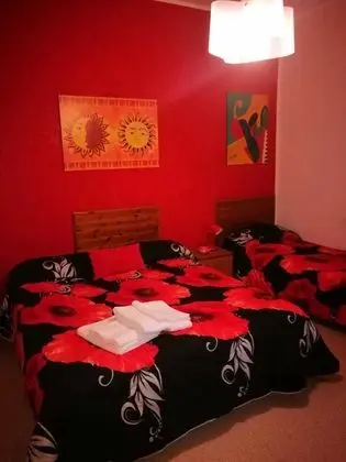 Üç Kişilik Oda, Birden Çok Yatak, Sigara İçilmez