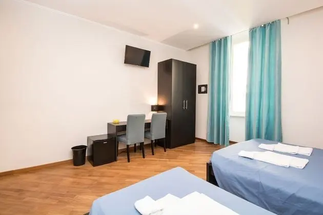 Comfort Üç Kişilik Oda, Banyolu/Duşlu