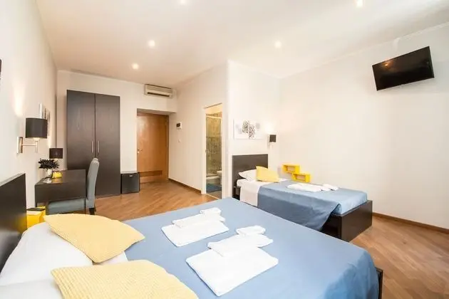 Comfort Üç Kişilik Oda, Banyolu/Duşlu