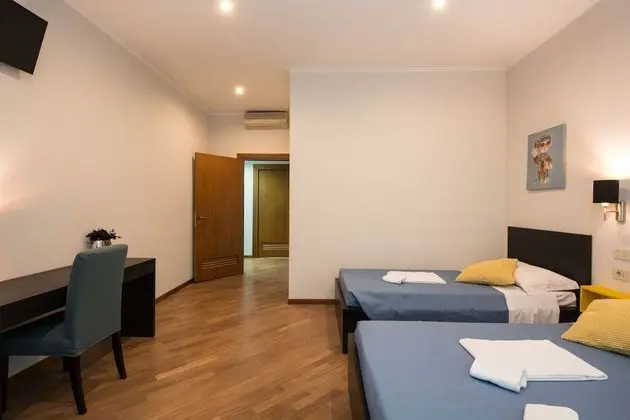 Comfort Üç Kişilik Oda, Banyolu/Duşlu