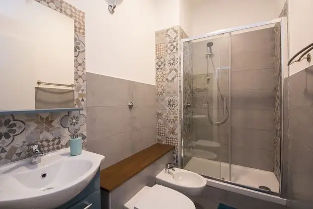 Comfort Üç Kişilik Oda, Banyolu/Duşlu