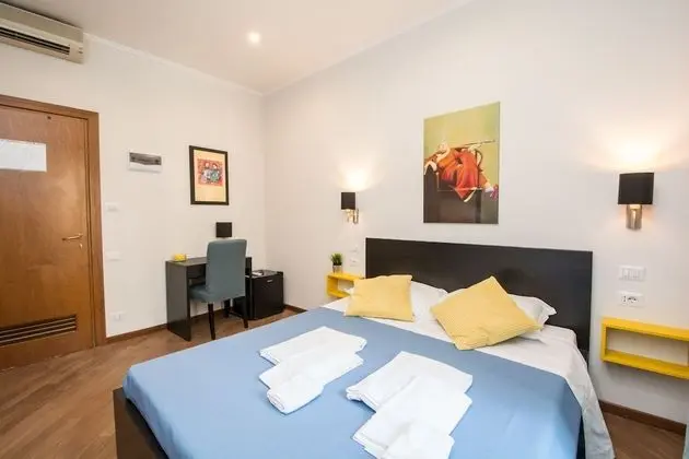Standard Tek Büyük Yataklı Oda, Banyolu/Duşlu, Avlu Manzaralı