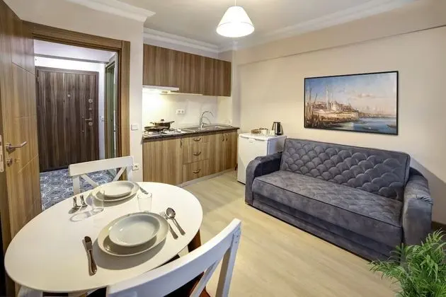 Deluxe Apartment