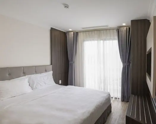 Deluxe Tek Büyük Yataklı Oda, Balkon, Şehir Manzaralı