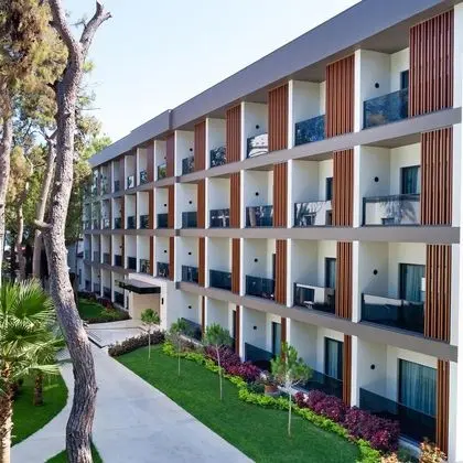 https://images.etstur.com/files/images/hotelImages/TR/216258/l/Seven-Seas-Hotel-Life-Kemer-Oda-338112.jpg