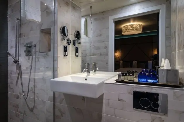 Comfort Tek Büyük Yataklı Oda
