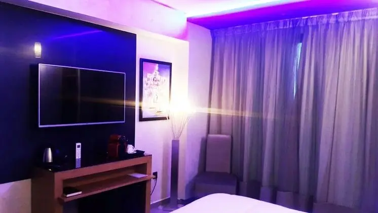 Deluxe İki Ayrı Yataklı Oda
