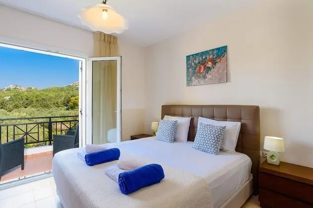 Villa (for six people)