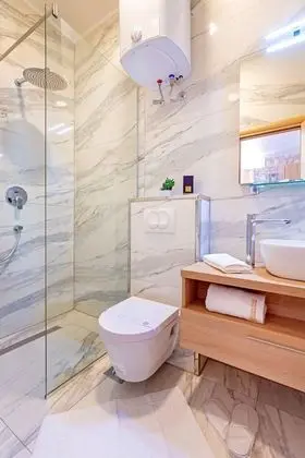 Comfort Tek Büyük Yataklı Oda, Deniz Manzaralı