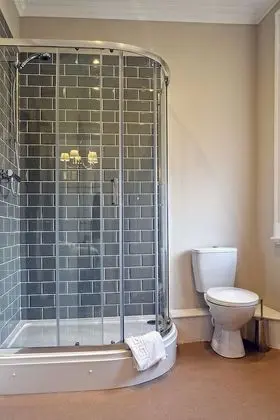 Deluxe Tek Büyük Yataklı Oda, Banyolu/Duşlu