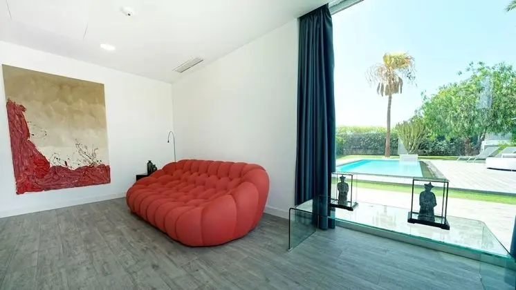Villa (single use)