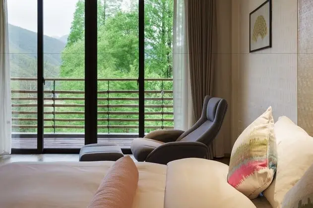 Exclusive Tek Büyük Yataklı Oda