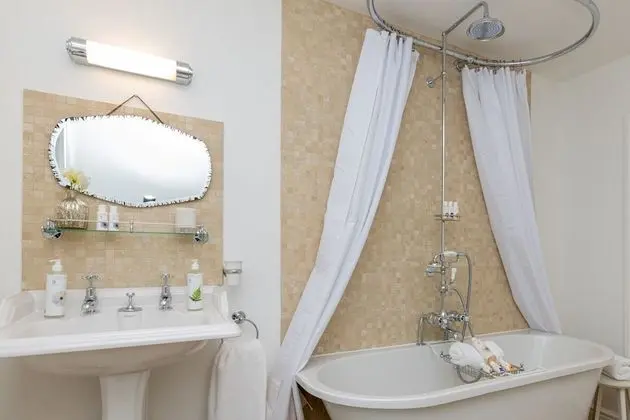 Luxury Ev, Özel Banyo, Şehir Manzaralı (Seventeen The Town House)
