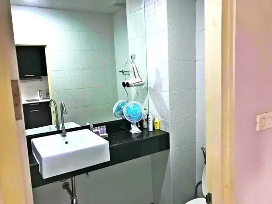 Deluxe Studio