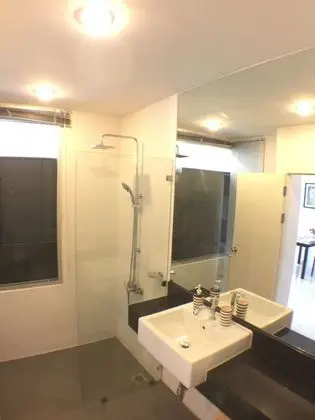 Deluxe Studio