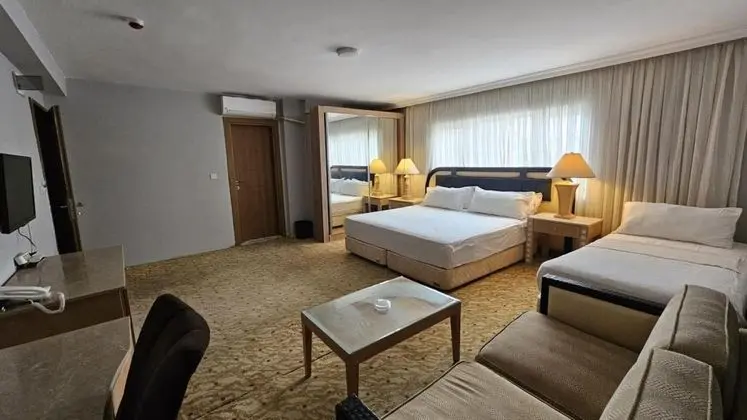 Aile Odası, Şehir Manzaralı, Aileye Özel