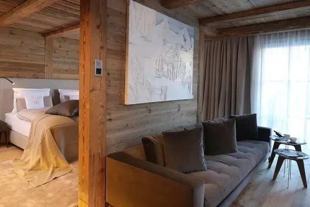 Family Suite, Balcony, Mountain View, Fireplace