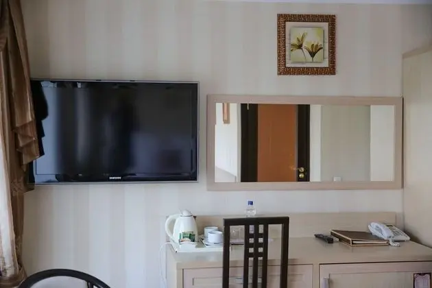 Deluxe Tek Büyük Yataklı Oda