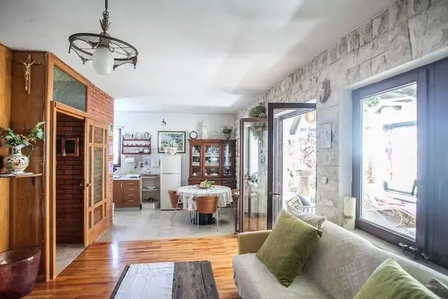 Villa (Sevid)