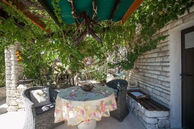Villa (Sevid)