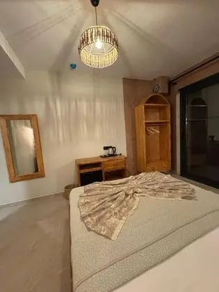 Standart Oda, Havuz ve Bahçe Manzaralı, 1. Kat