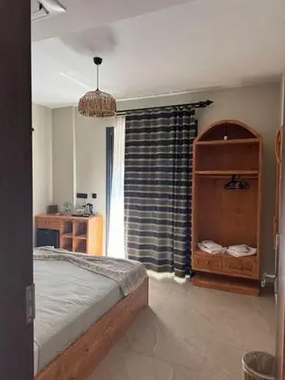 Standart Oda, Havuz ve Bahçe Manzaralı, 1. Kat