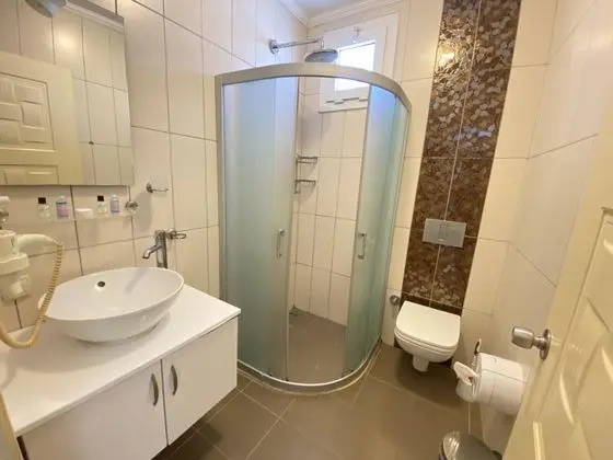 Deluxe Üç Kişilik Oda , Şehir Manzaralı, Klimalı