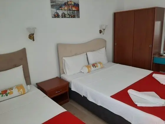 Basic Üç Kişilik Oda, Balkon, Plaj Kenarı
