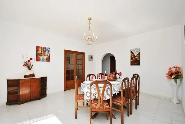 Villa, 5 Yatak Odası, Kişiye Özel Havuzlu, Deniz Manzaralı