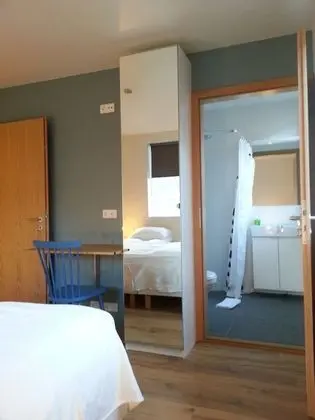 Dört Kişilik Oda, Özel Banyo