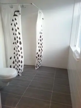 Dört Kişilik Oda, Özel Banyo