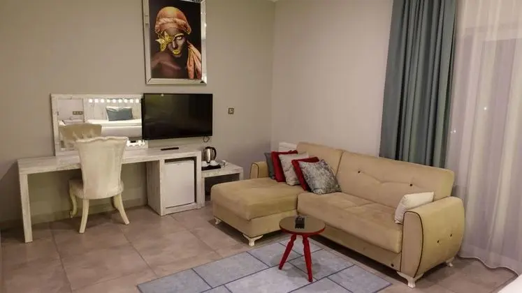 Aile Odası,şehir Veya Dağ Manzaralı,1. Kat