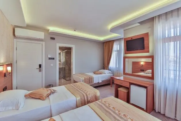 Triple, Şehir Manzaralı
