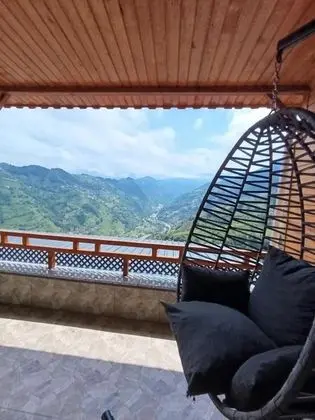 Aile Odası, Dere ve Orman Manzaralı, Balkon veya Teraslı
