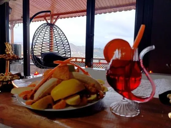 Jakuzili Bungalow , Dere ve Orman Manzaralı, Jakuzili ve Balkonlu