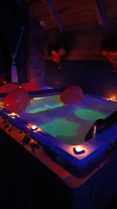 Jakuzili Bungalow , Dere ve Orman Manzaralı, Jakuzili ve Balkonlu
