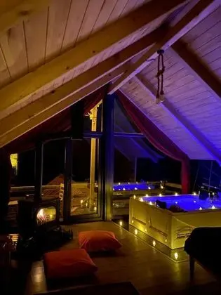 Queen Suite - Jakuzili, Dağ Manzaralı, Şömineli ve Jakuzili