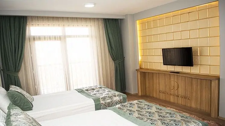 Twin, Şehir Manzaralı