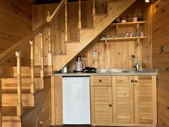 Dağ Evi 1+1, Deniz ve Dağ Manzaralı, Şömineli