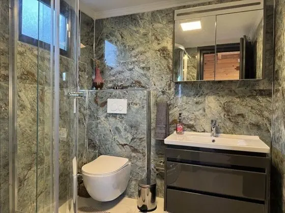 Dağ Evi 1+1, Deniz ve Dağ Manzaralı, Şömineli