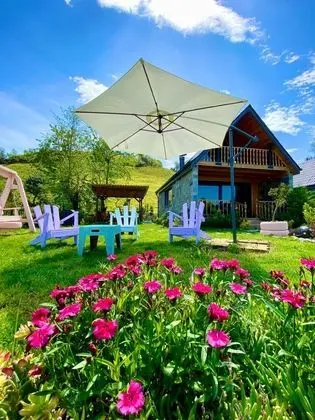 Dağ Evi 1+1, Deniz ve Dağ Manzaralı, Şömineli