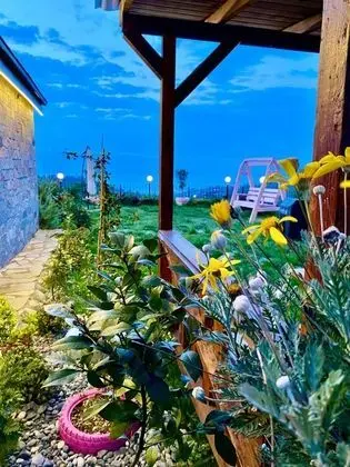 Dağ Evi 1+1, Deniz ve Dağ Manzaralı, Şömineli