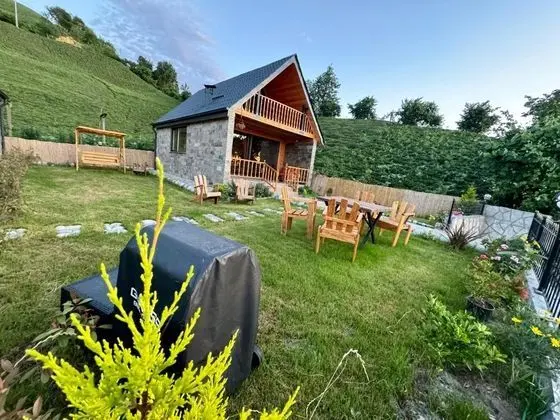Dağ Evi, Deniz ve Dağ Manzaralı, Şömineli
