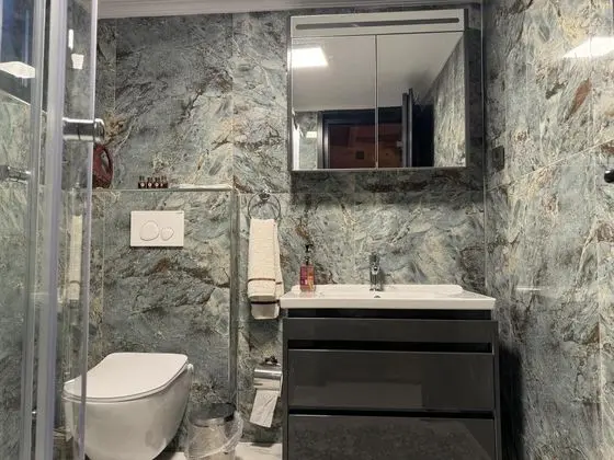 Dağ Evi, Deniz ve Dağ Manzaralı, Şömineli