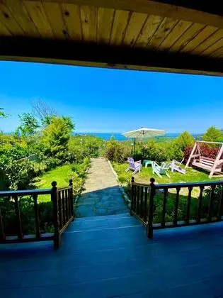 Dağ Evi, Deniz ve Dağ Manzaralı, Şömineli