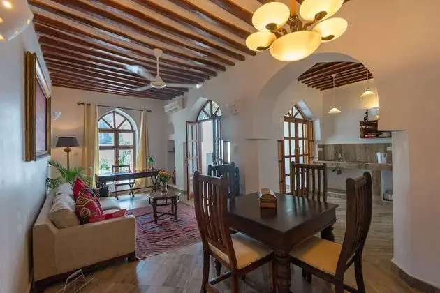 Superior Apart Daire, 2 Yatak Odası, Mutfak, Havuz Manzaralı (Apartment 757)