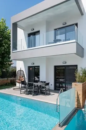 Superior Villa