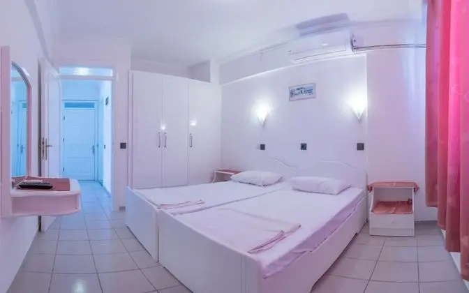 Apart Oda, Kara Manzaralı, Balkonlu